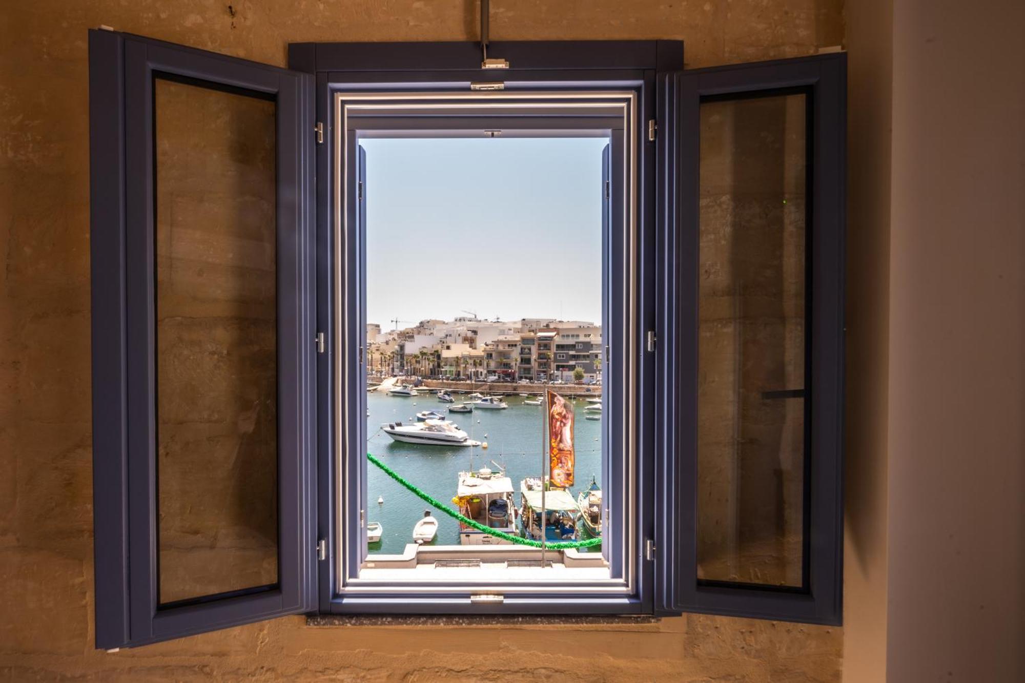 Casa Rosanna Malta B&B Adults Only 16 Plus Марсаскала Екстериор снимка