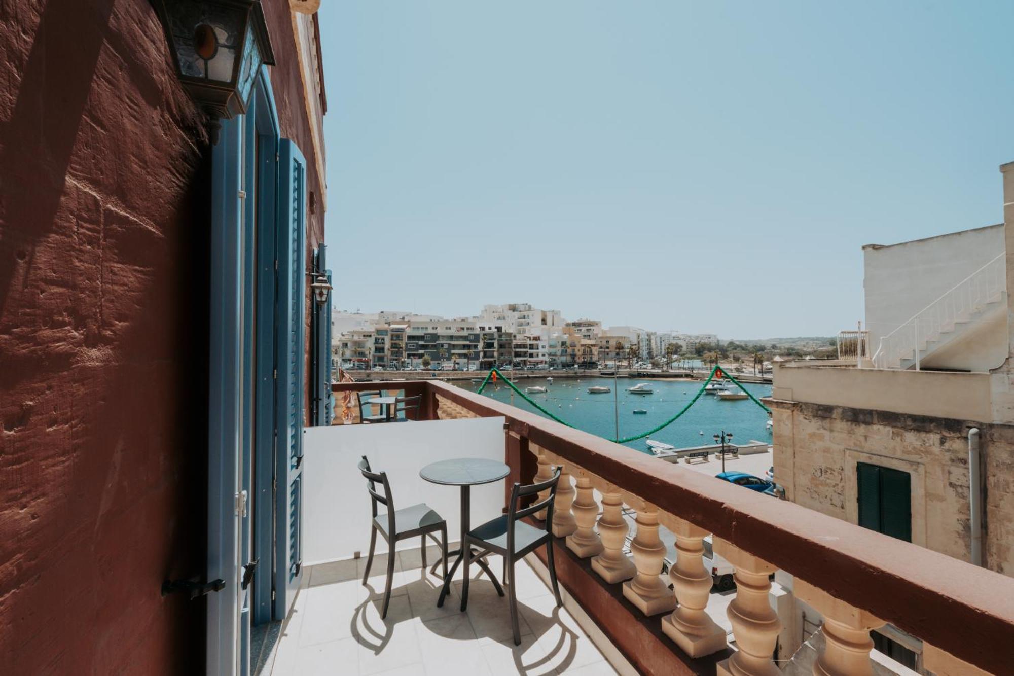 Casa Rosanna Malta B&B Adults Only 16 Plus Марсаскала Екстериор снимка