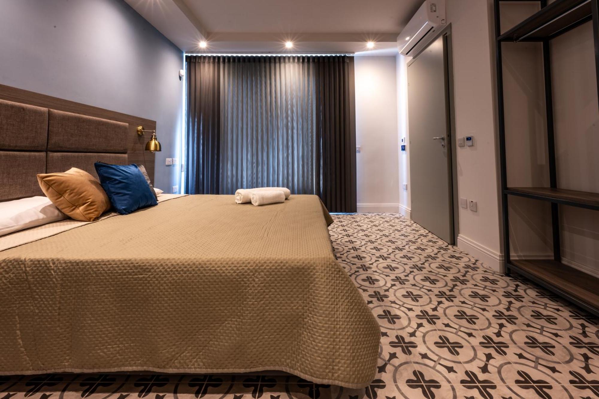 Casa Rosanna Malta B&B Adults Only 16 Plus Марсаскала Екстериор снимка