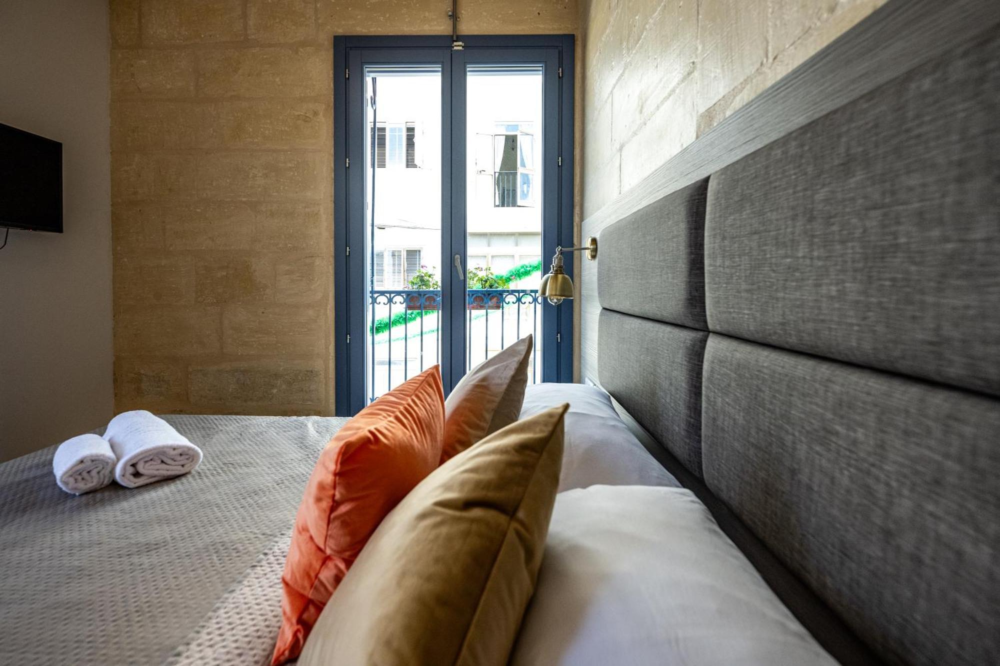 Casa Rosanna Malta B&B Adults Only 16 Plus Марсаскала Екстериор снимка