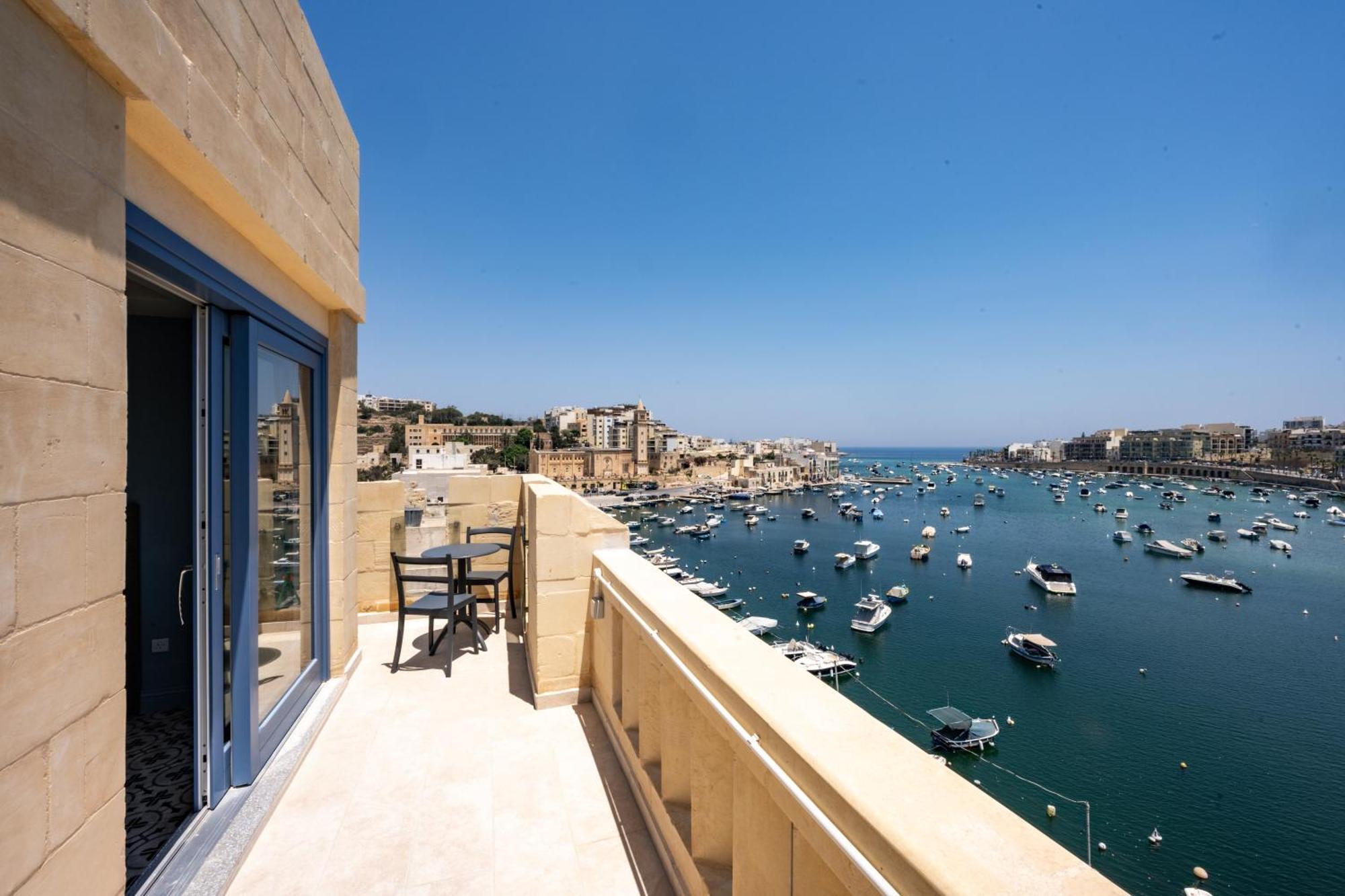 Casa Rosanna Malta B&B Adults Only 16 Plus Марсаскала Екстериор снимка