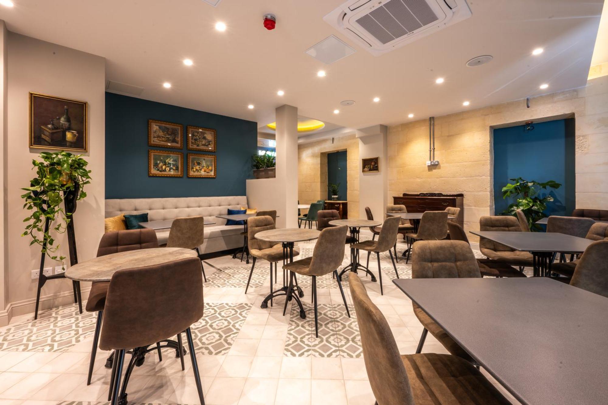 Casa Rosanna Malta B&B Adults Only 16 Plus Марсаскала Екстериор снимка