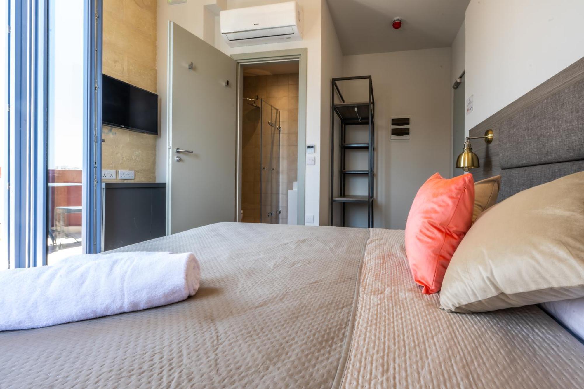 Casa Rosanna Malta B&B Adults Only 16 Plus Марсаскала Екстериор снимка